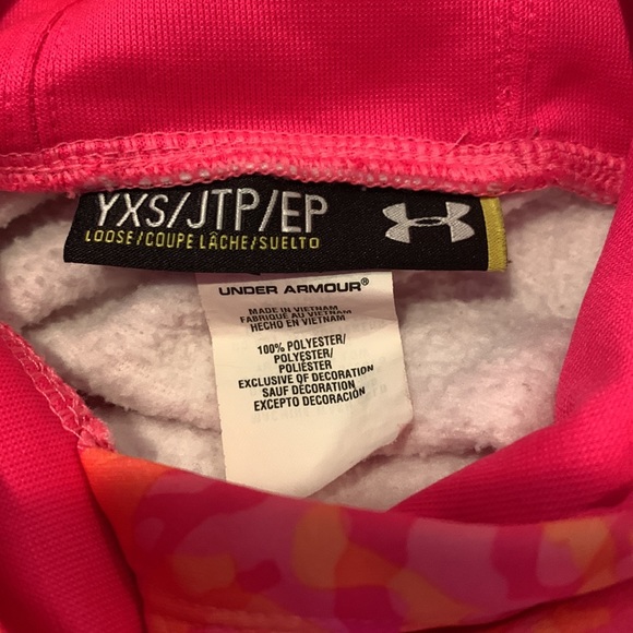 Kids Under Armour sweatshirt. - Picture 3 of 4